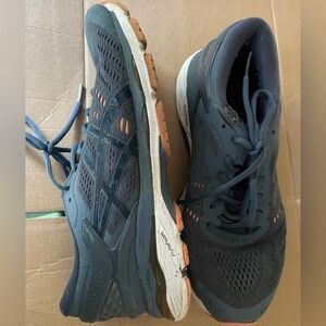 Asics Navy and White Athletic Shoes size 8 1/2